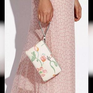 Large Corner Zip Wristlet with Dreamy Land Floral Print flower